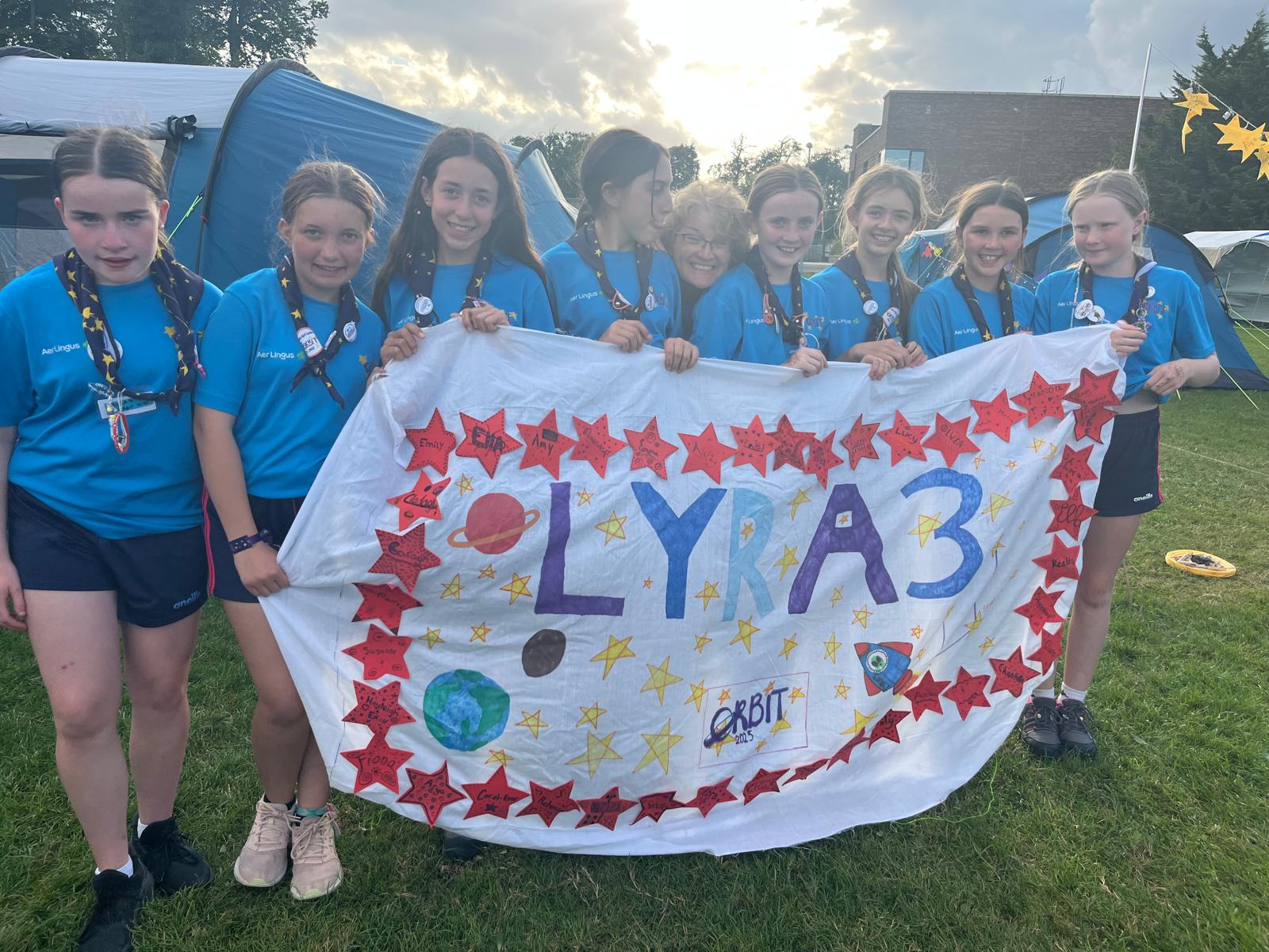 Guides on their campsite Lyra3