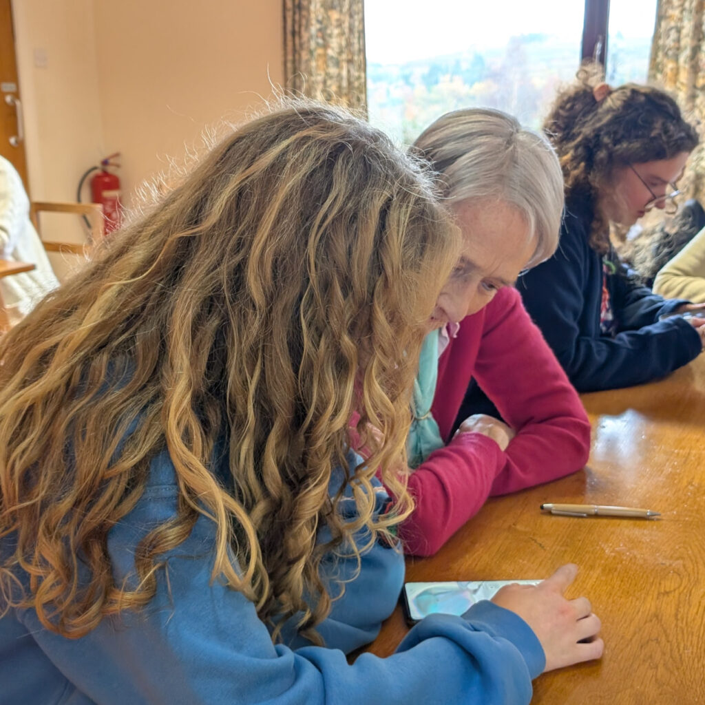 Dun Laoghaire Trefoil Guild - Hi Digital Session