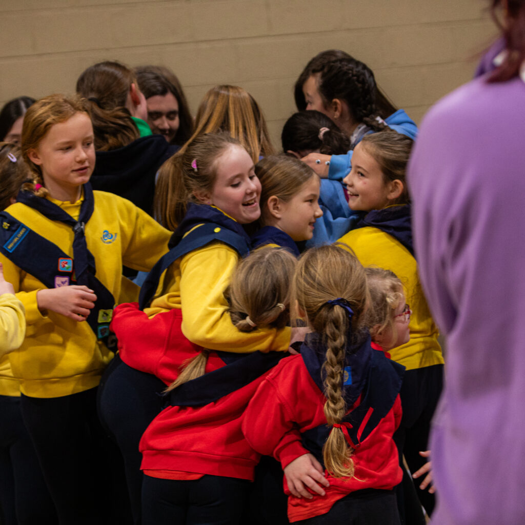 Giving-Girls-Confidence-Irish-Girl-Guides-Leader-ladybirds-brownies-guides-senior-branchers