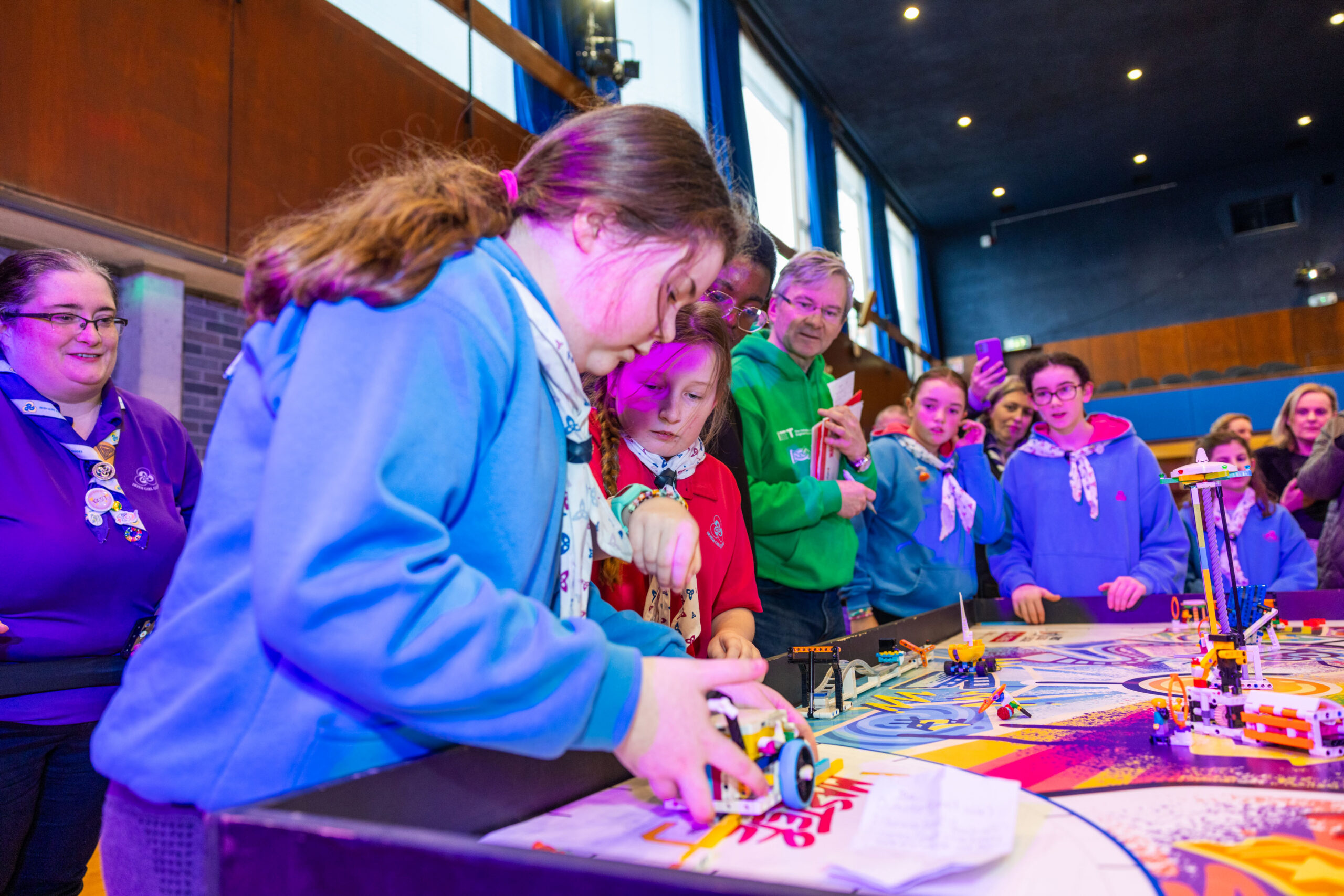 Guides-Irish-Girl-Guides_LEGO -competitions