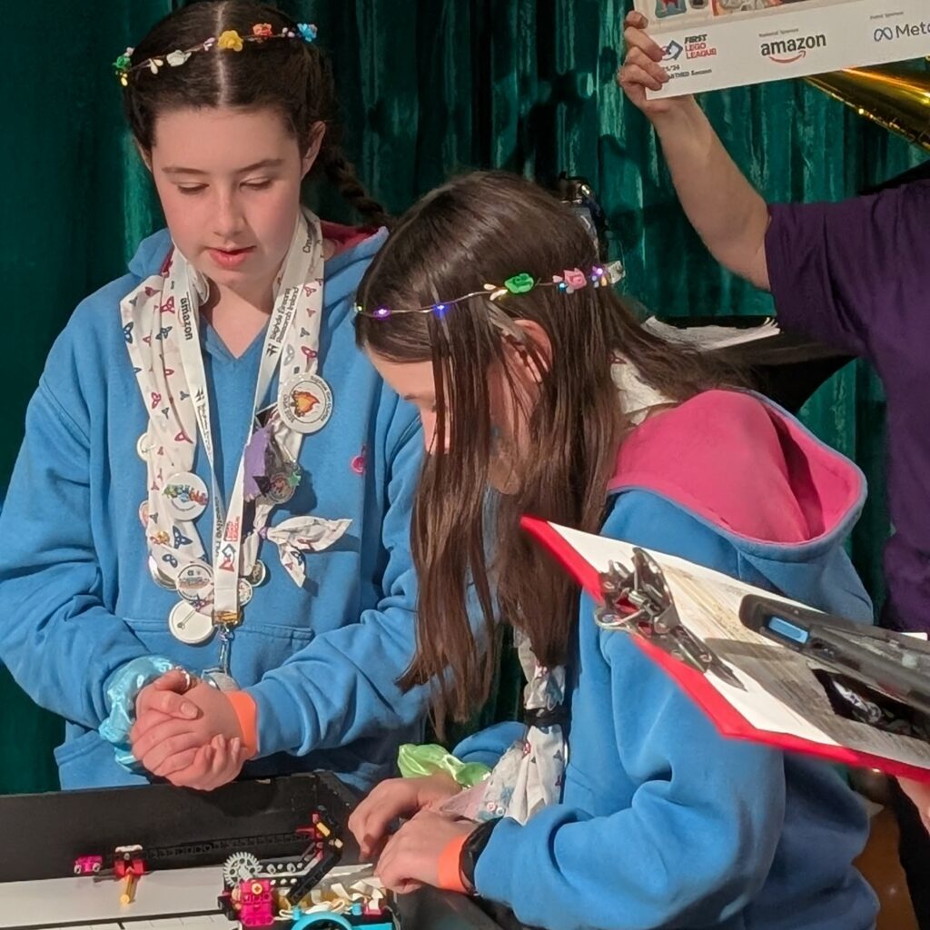 FIRST LEGO League Final - conNÉCKt Team